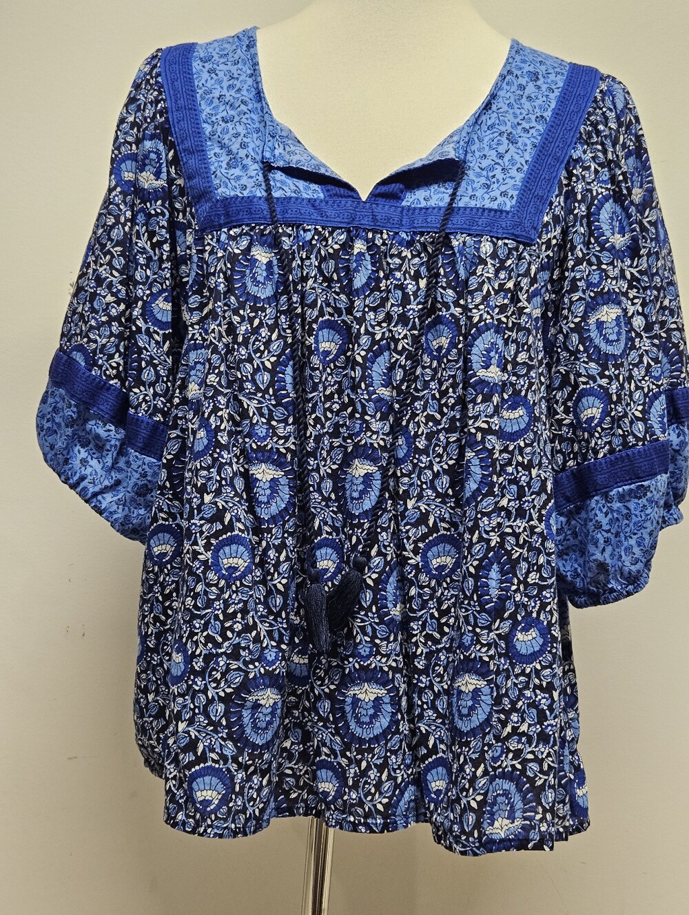 OLD NAVY Short Sleeve Split-Neck Floral-Print Poet Swing Blouse Size XL Peasant